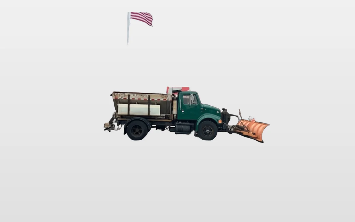 1990 International - image 1