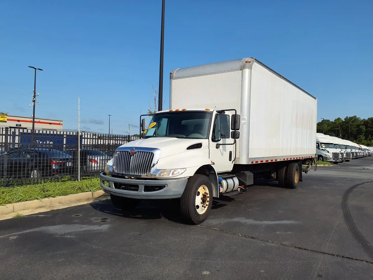 2019 International 4300 in Atlanta, GA — photo 3