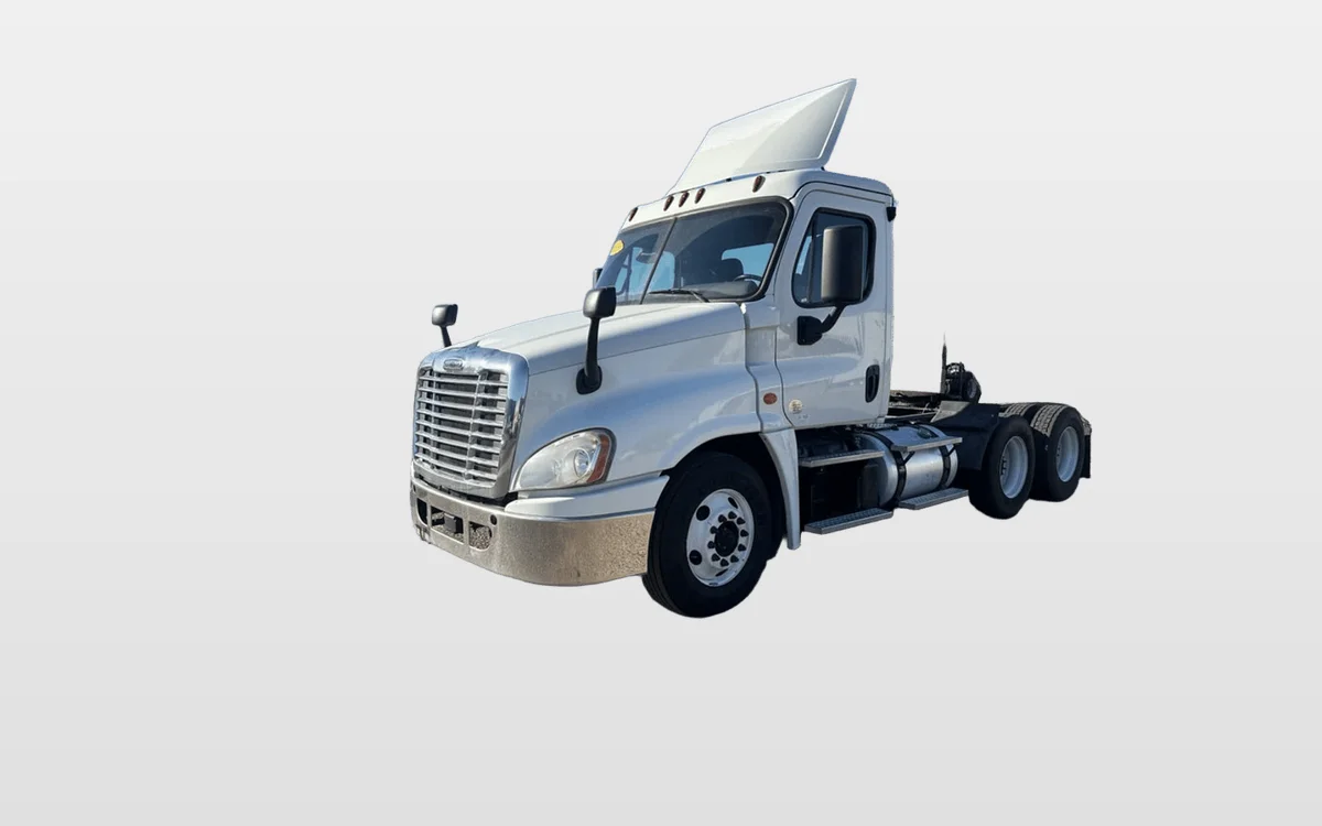 2019 Freightliner - image 1