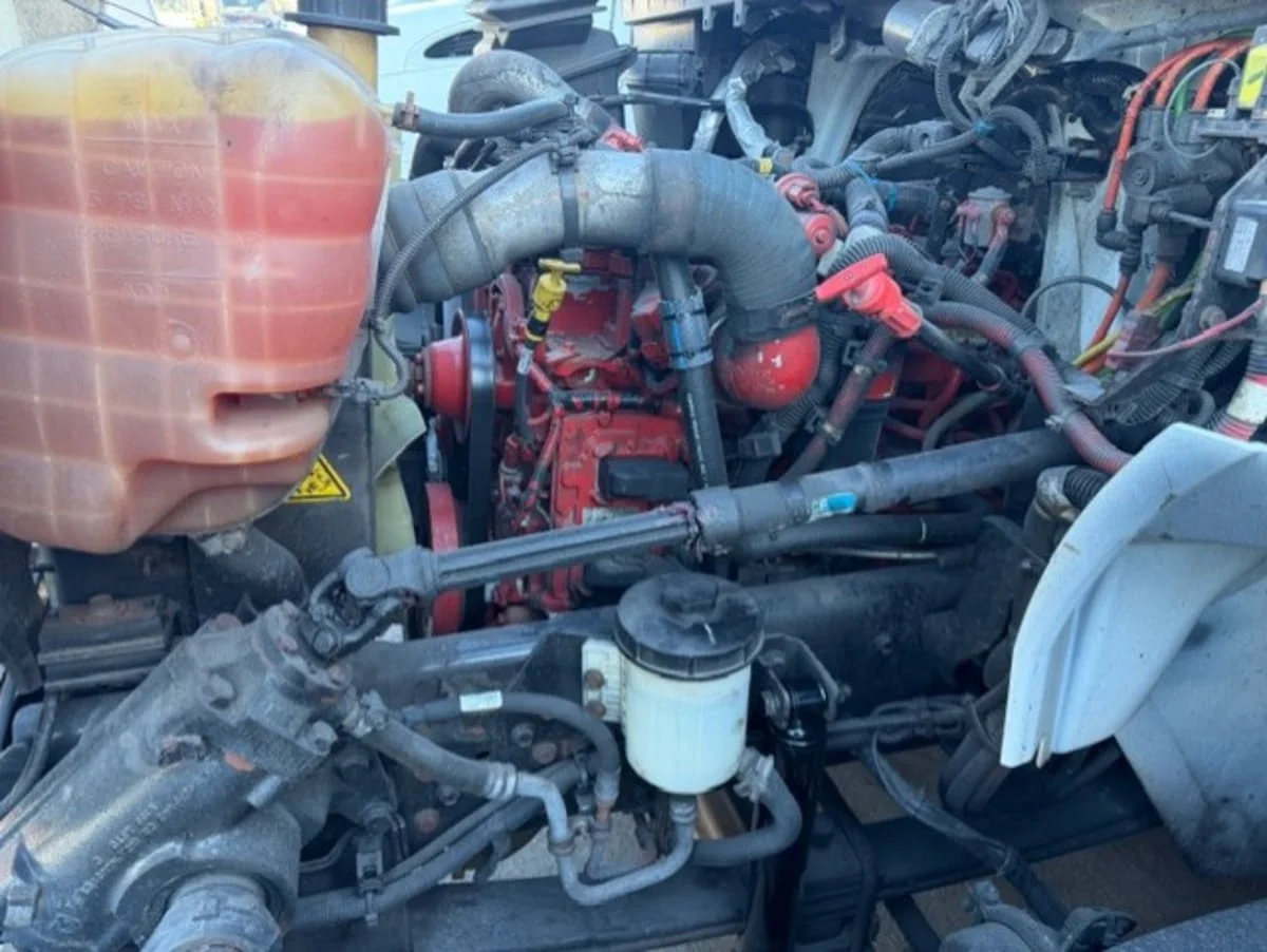 2019 International 4300 in Farmingdale, NY — photo 10