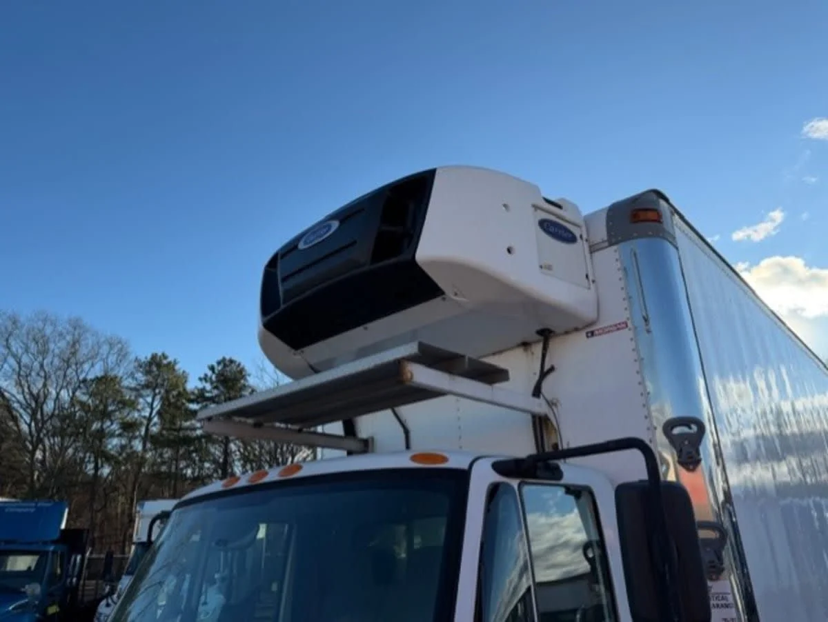 2019 International 4300 in Farmingdale, NY — photo 7