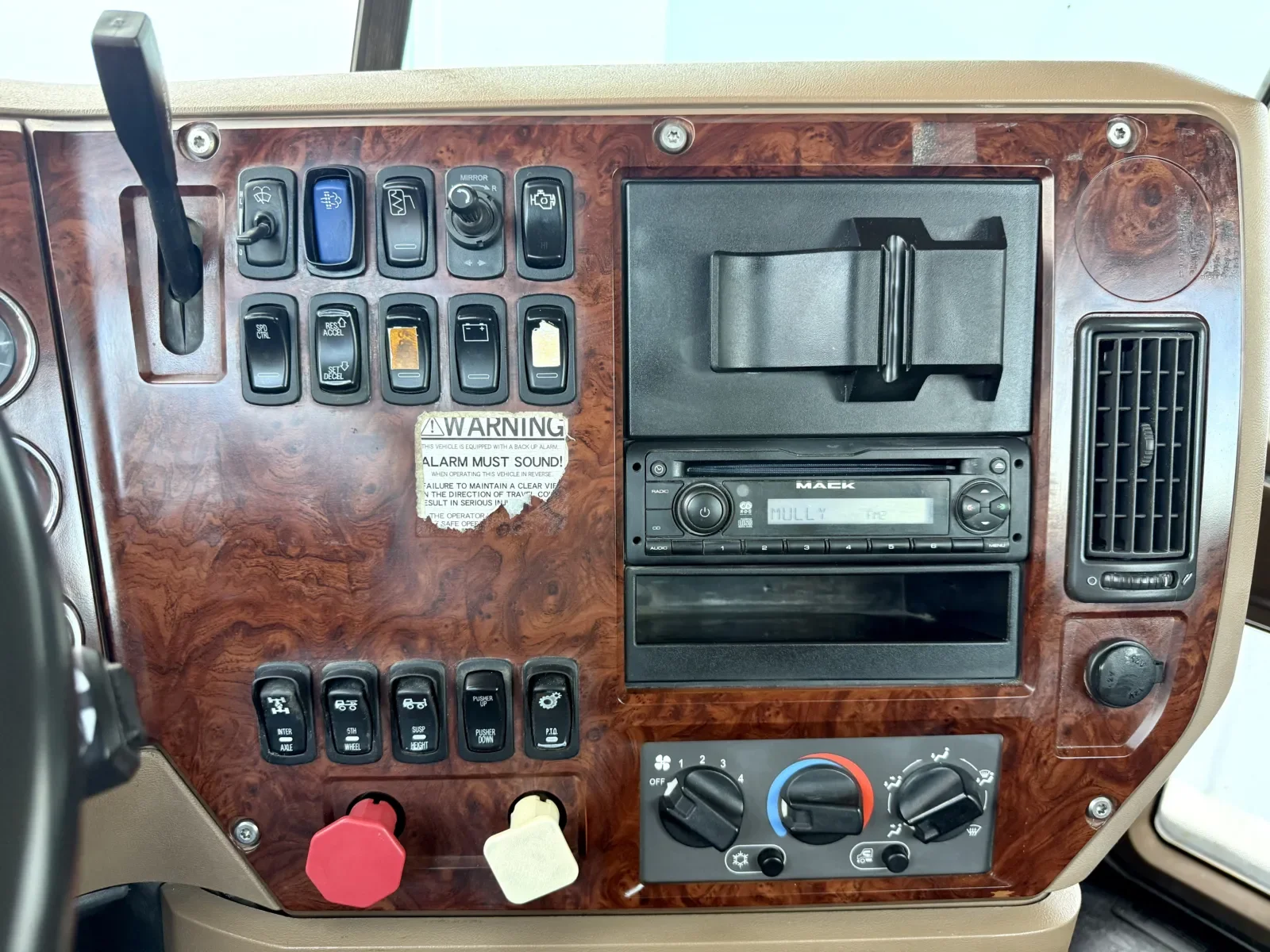 2012 Mack Granite in New Lenox, IL — photo 18