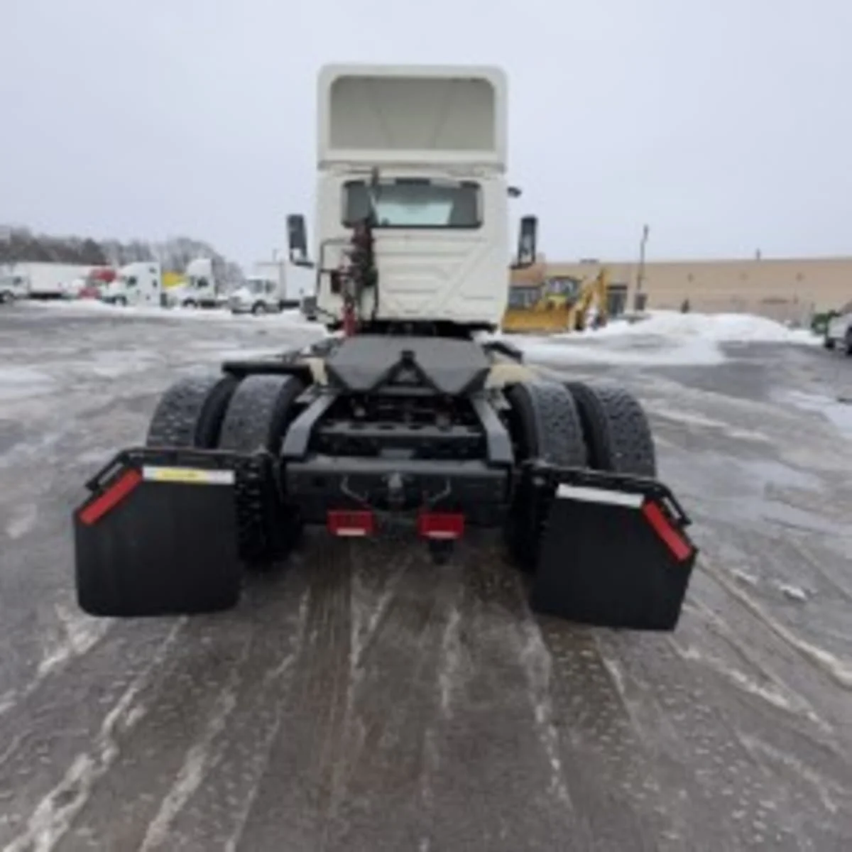 2019 International RH - image 5