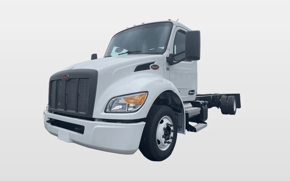 2024 Peterbilt - image 1