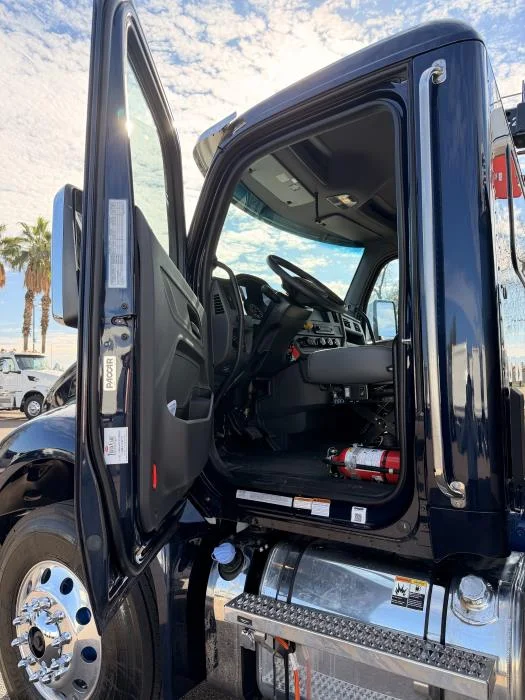 2026 Peterbilt 537 in Phoenix, AZ — photo 30