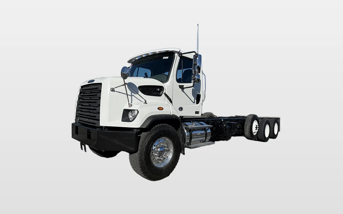2018 Freightliner 108SD - image 1