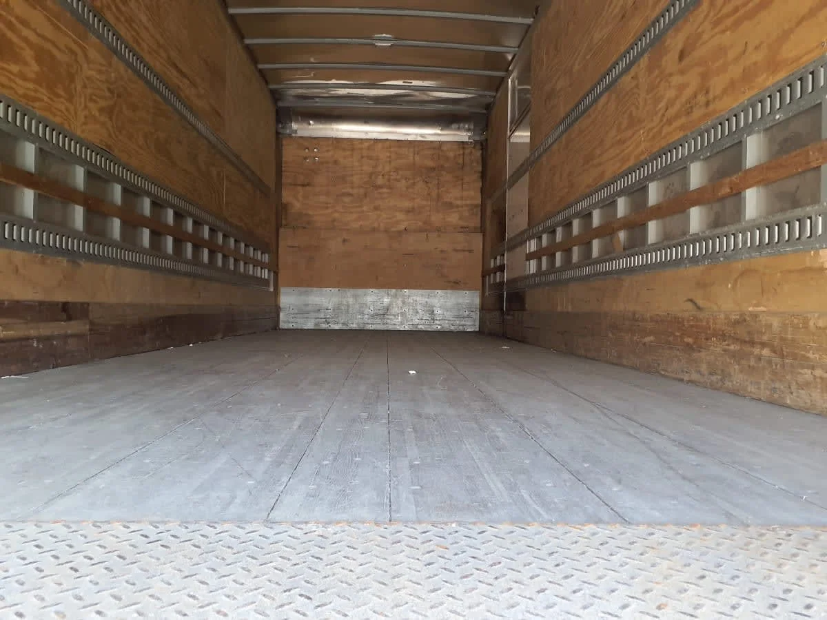 2019 International MV - image 8