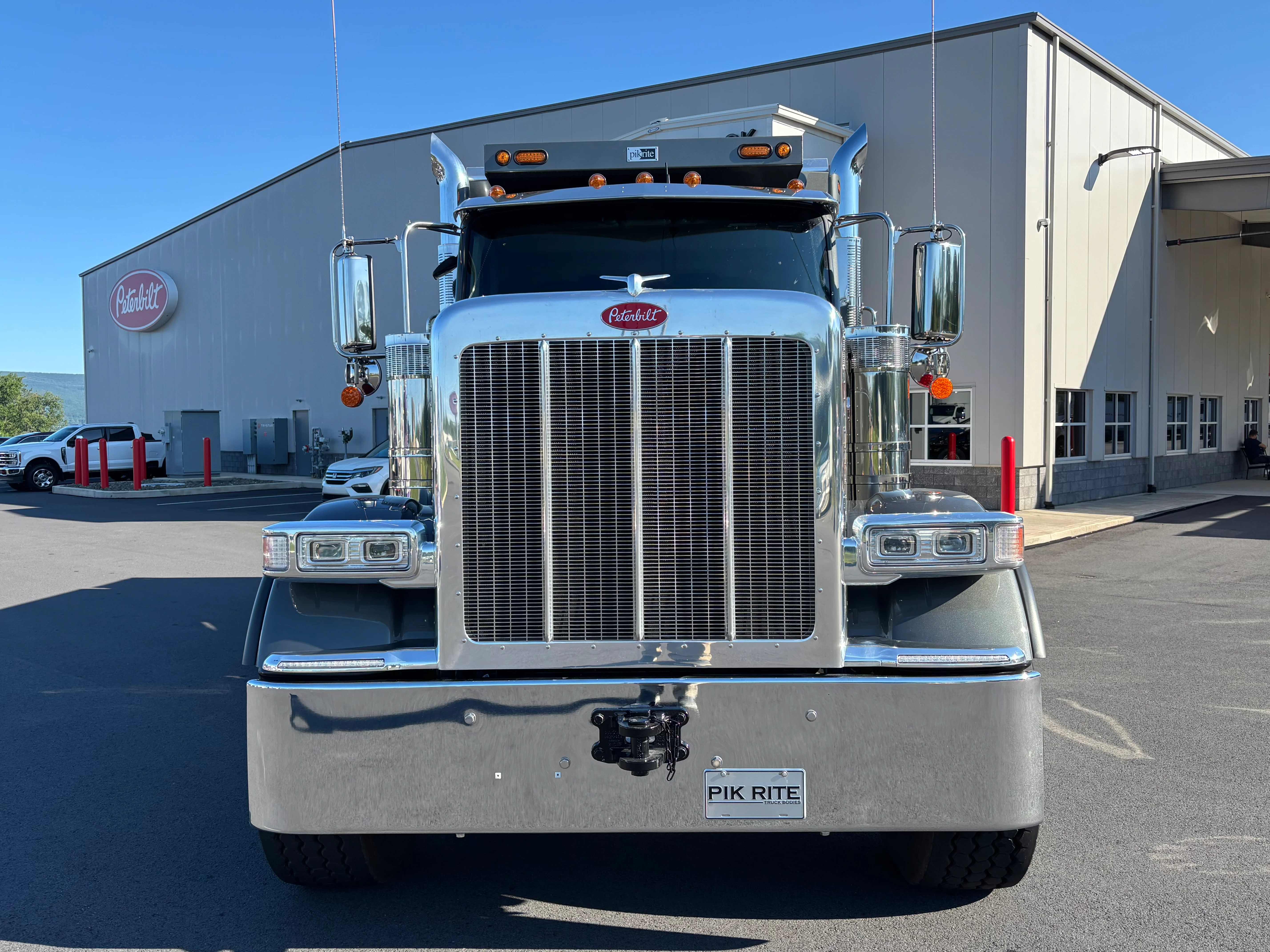 2027 Peterbilt 589 in Scranton, PA — photo 8