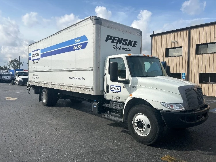 2022 International MV - image 1