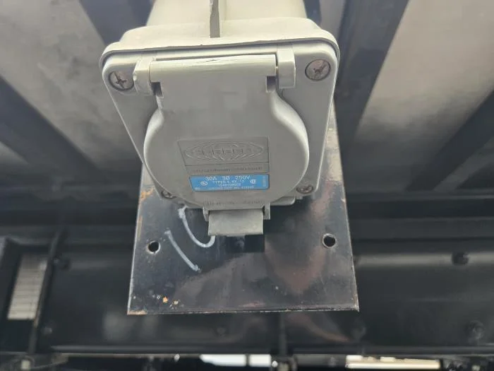 2019 Freightliner M2 106 — photo 19