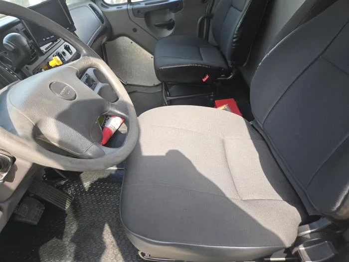 2019 Freightliner M2 106 — photo 17