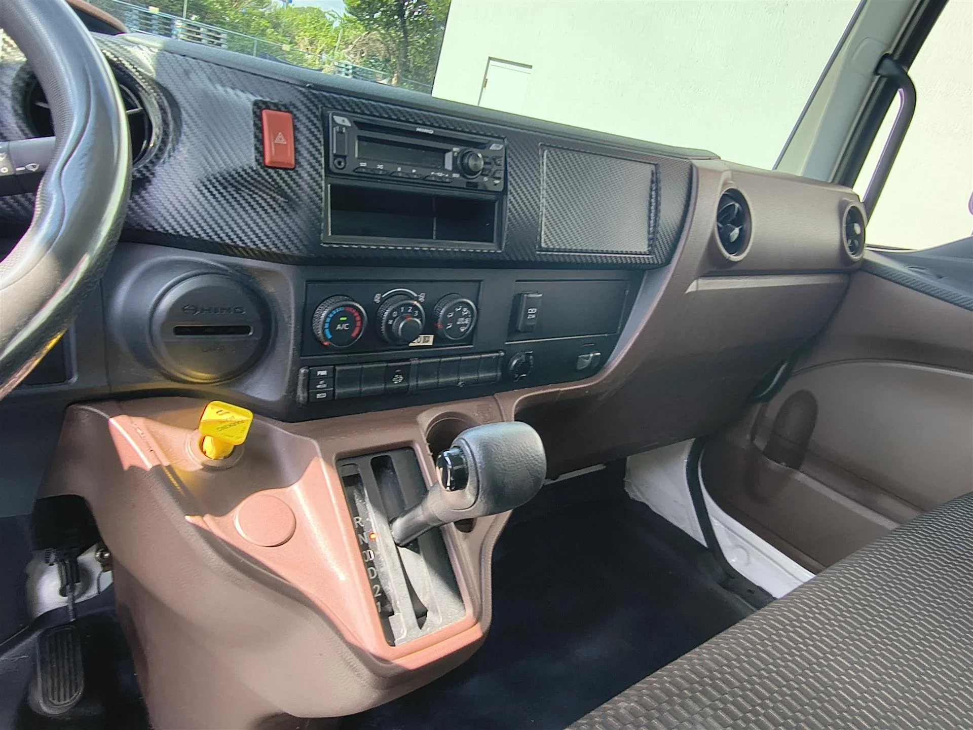 2021 Hino 338 in Fort Lauderdale, FL — photo 10