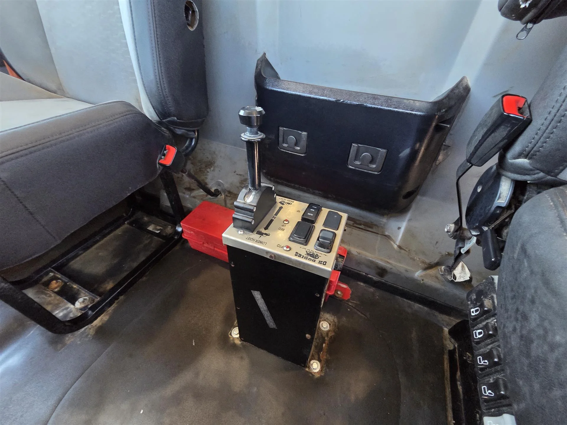 2019 Mack Granite - image 7