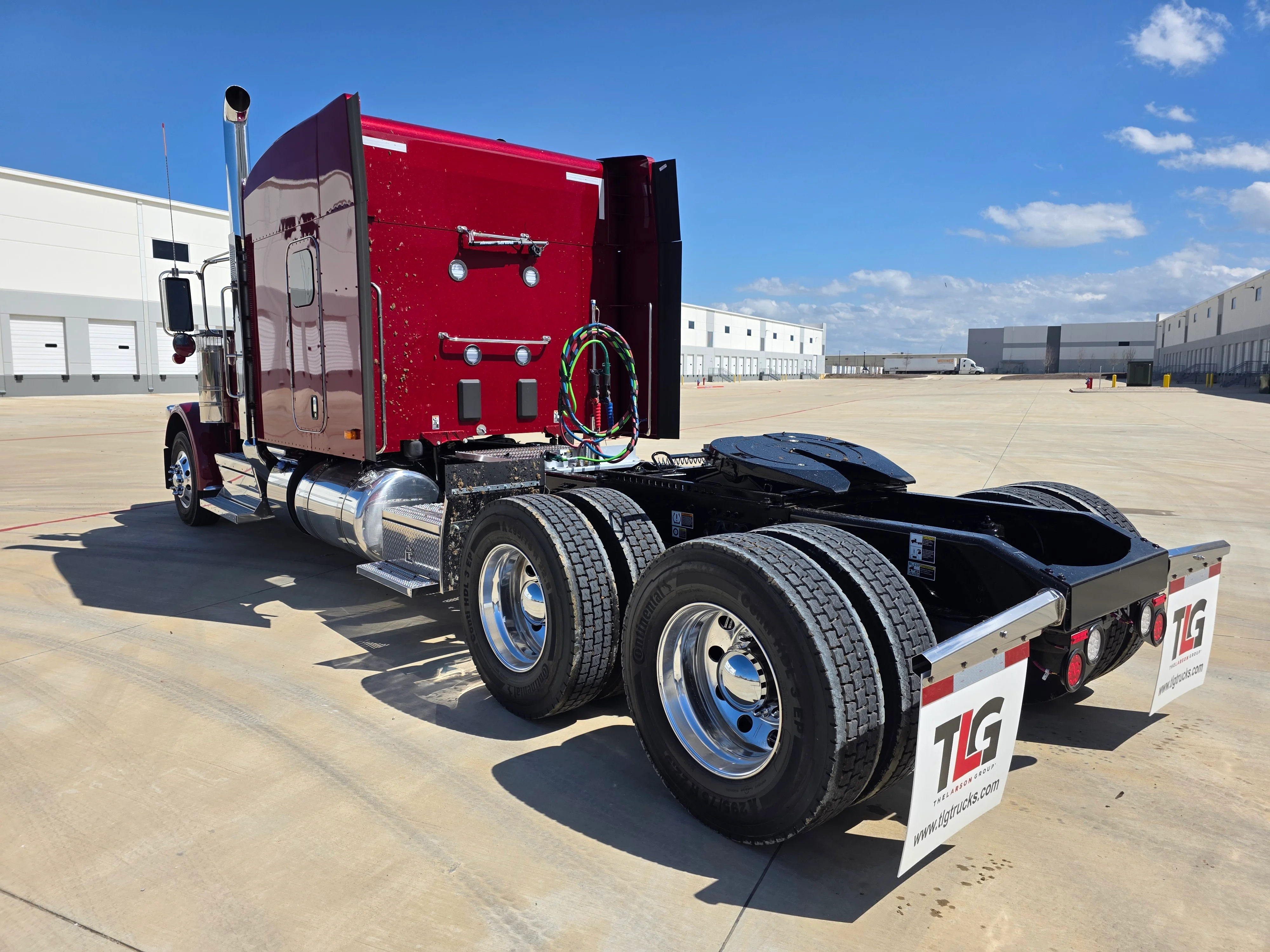 2027 Peterbilt 589 in Louisville, KY — photo 3