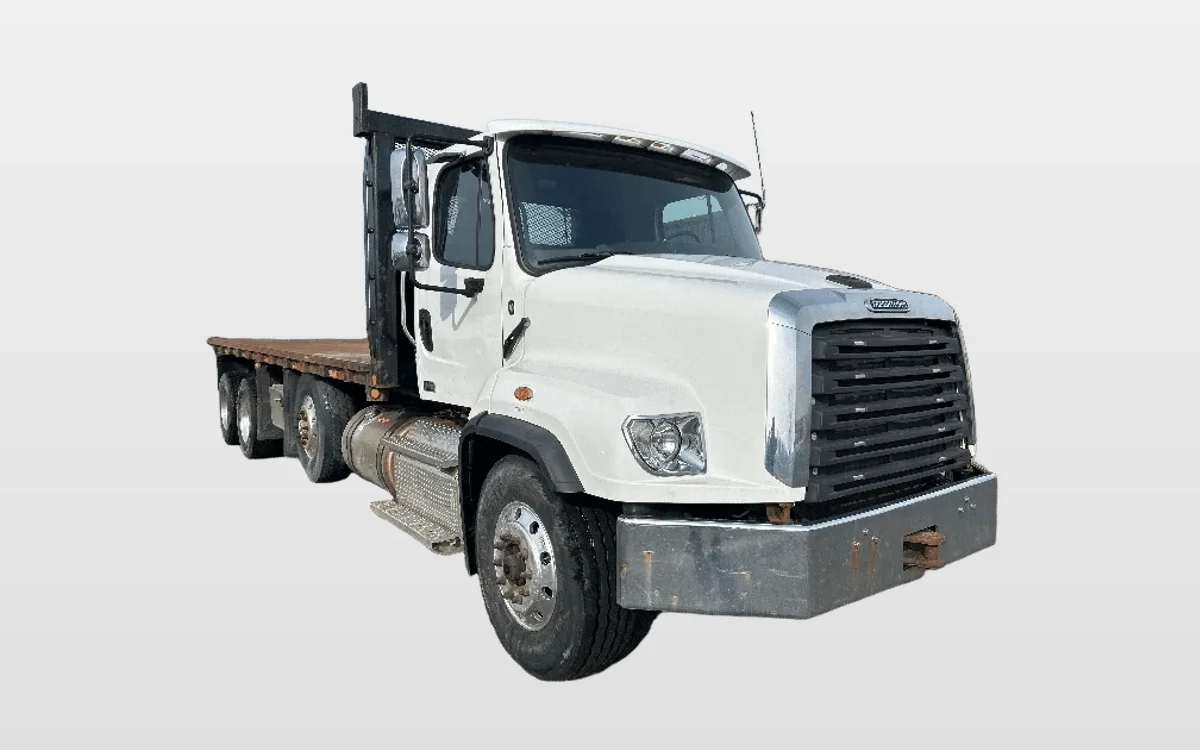 2018 Freightliner 114SD - image 1
