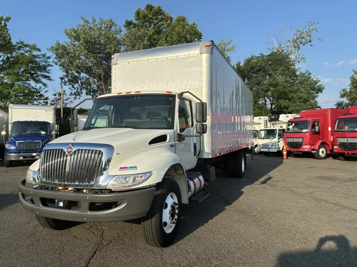 2020 International MV in Newark, NJ — photo 3