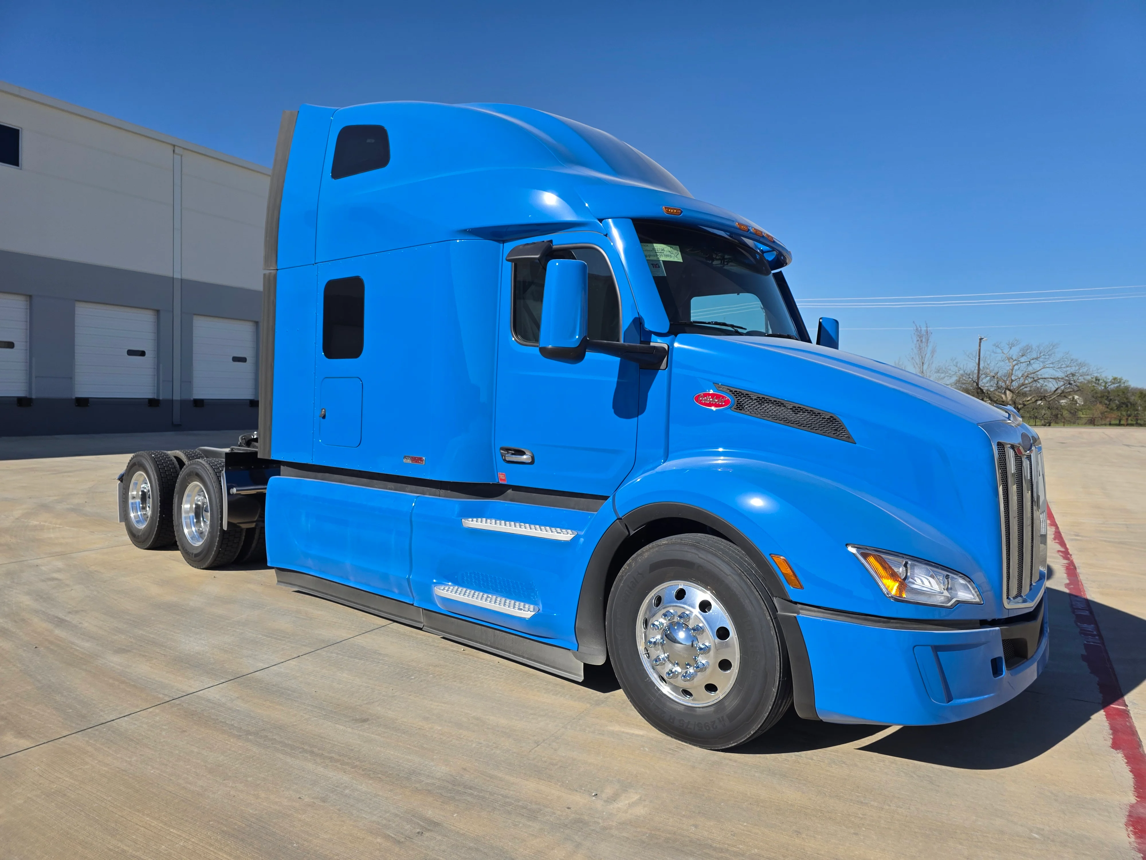 2027 Peterbilt 579 in Joplin, MO — photo 7