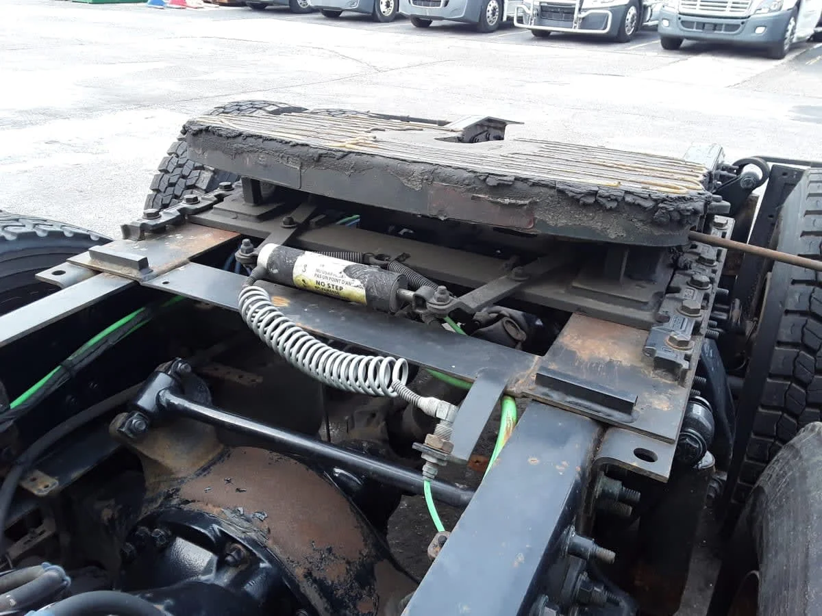 2019 Freightliner Cascadia - image 16