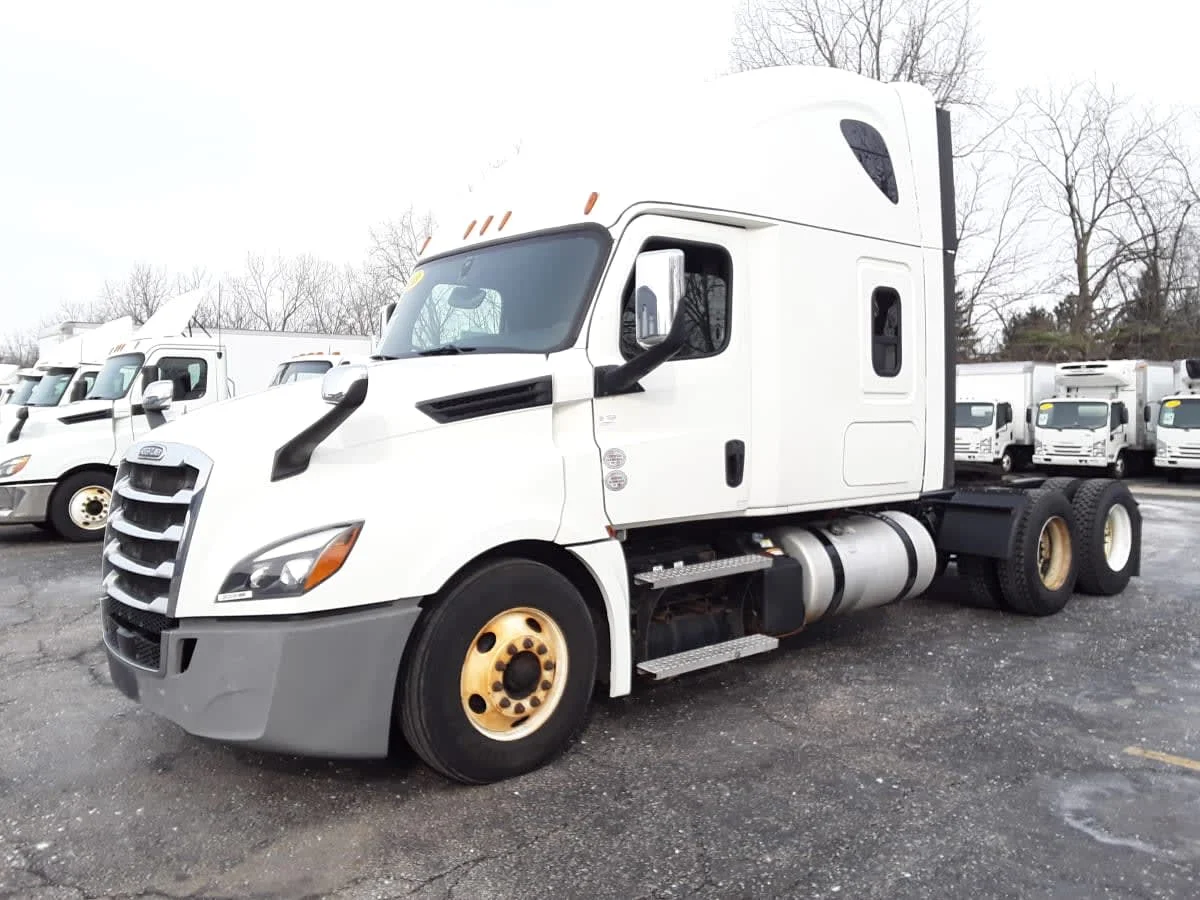 2019 Freightliner Cascadia in Hilliard, OH