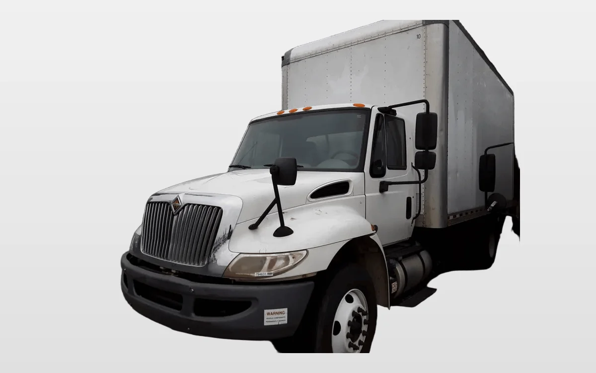 2018 International 4300 - image 1