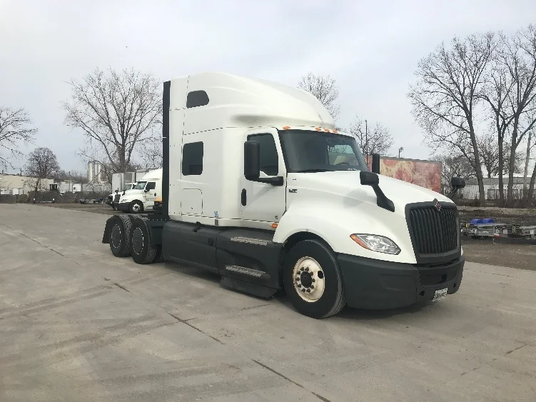 2023 International LT in Des Moines, IA