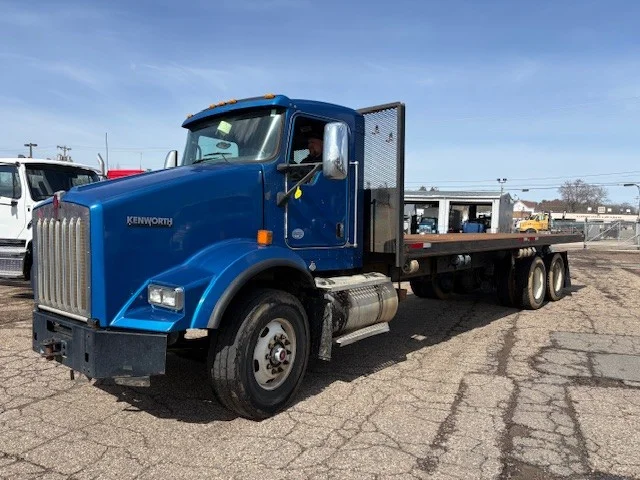 2015 Kenworth T800 in Marshfield, WI — photo 3