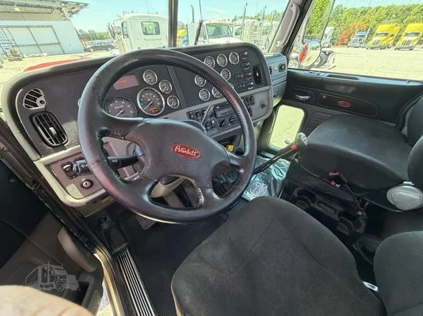 2020 Peterbilt 389 in GA — photo 6