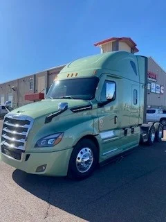 2025 Freightliner Cascadia - image 10
