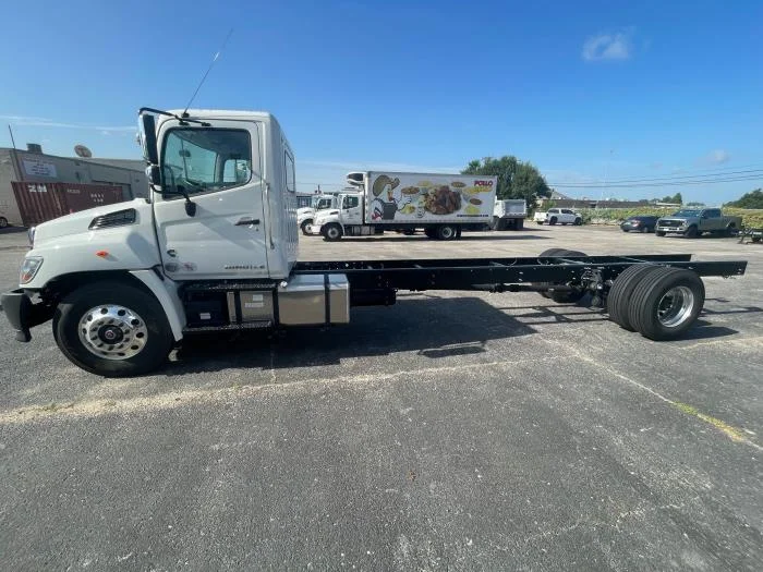 2025 Hino L6 in Dallas, TX — photo 5