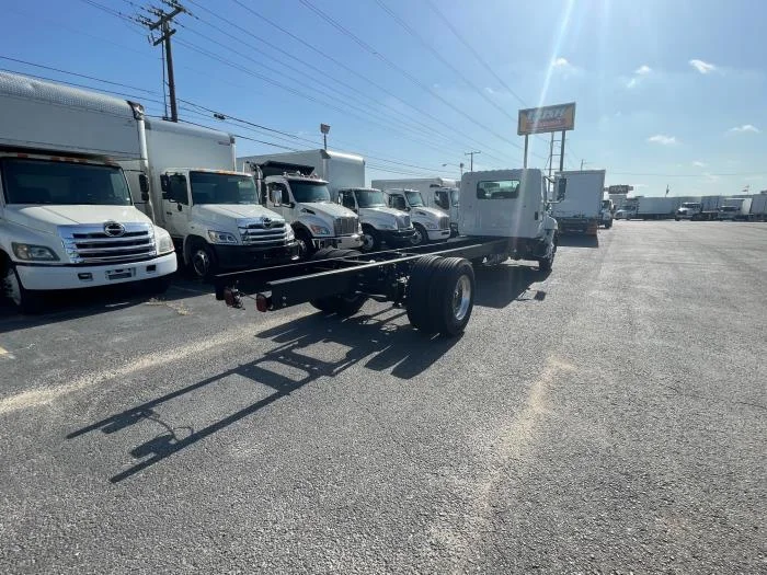 2025 Hino L6 in Dallas, TX — photo 8