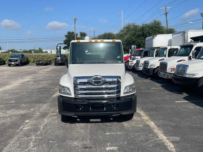 2025 Hino L6 in Dallas, TX — photo 3