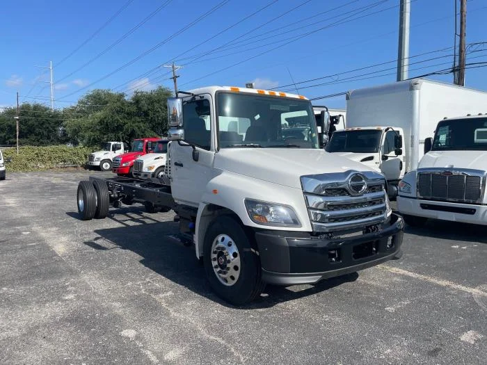 2025 Hino L6 in Dallas, TX — photo 2