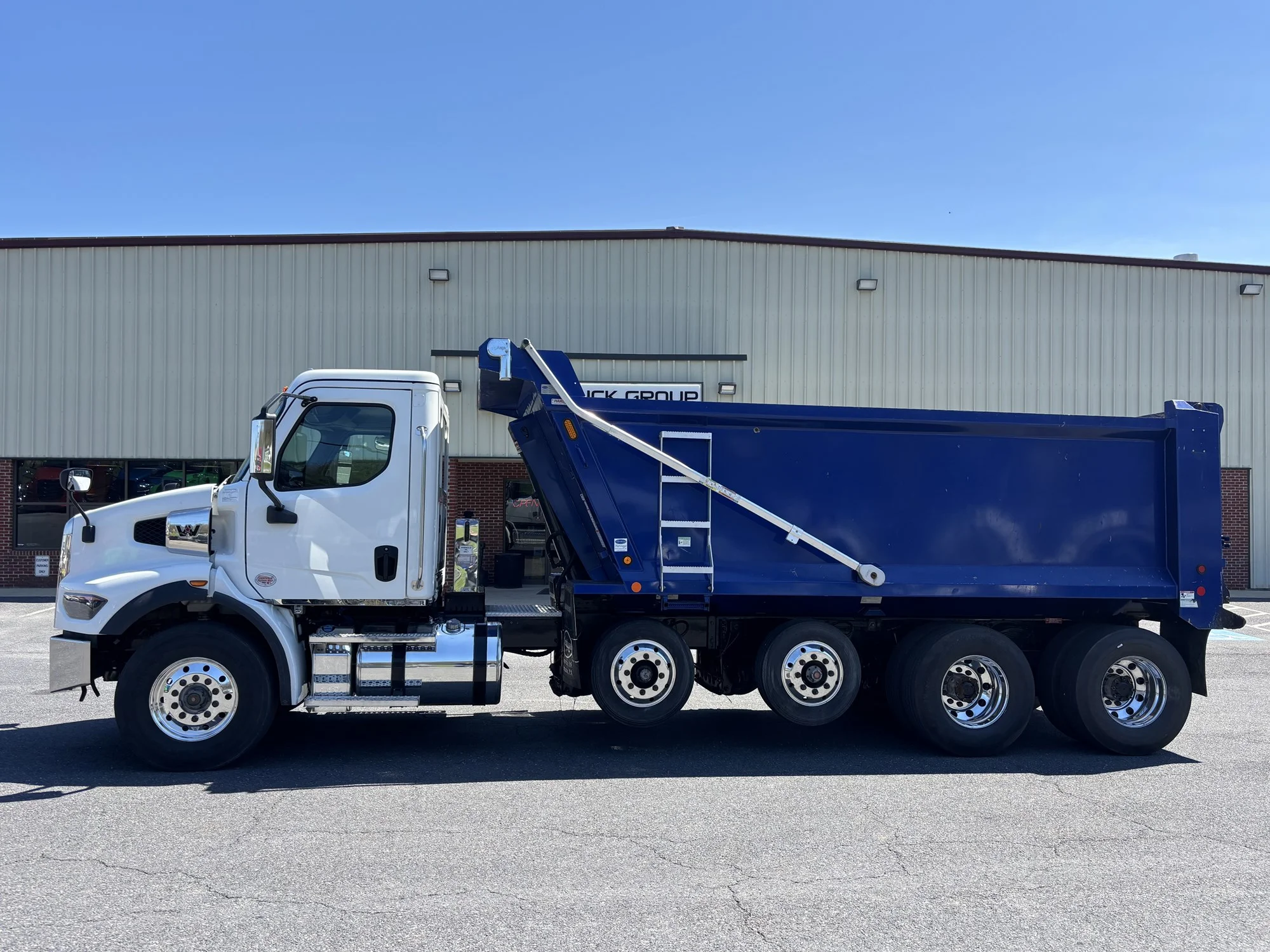 2025 Western Star 47X - image 2