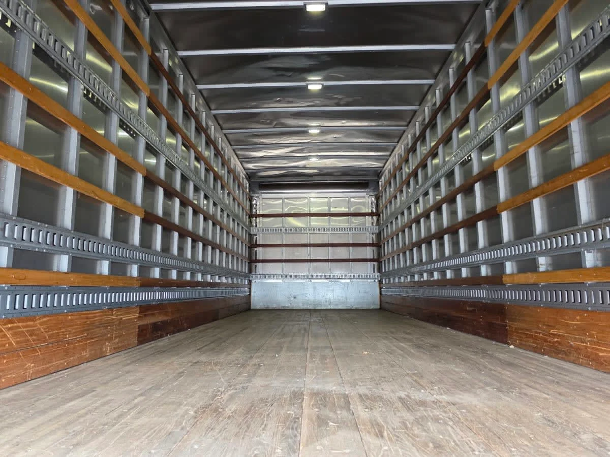 2018 Freightliner M2 106 in Bensalem, PA — photo 8