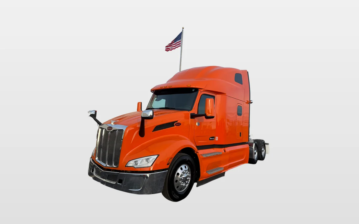 2022 PETERBILT 579 - image 1