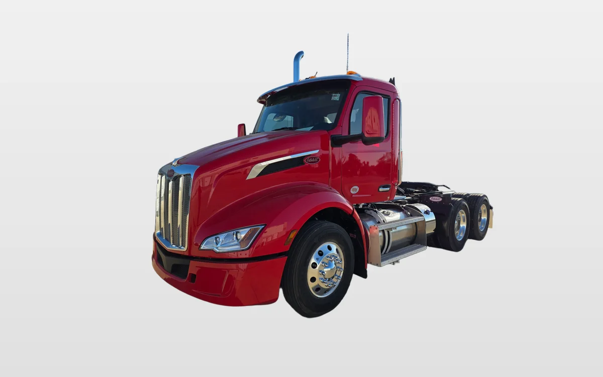 2026 PETERBILT 579 - image 1