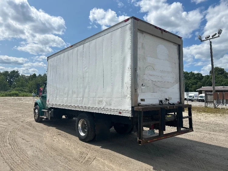 2019 Freightliner eM2 in Londonderry, NH — photo 6