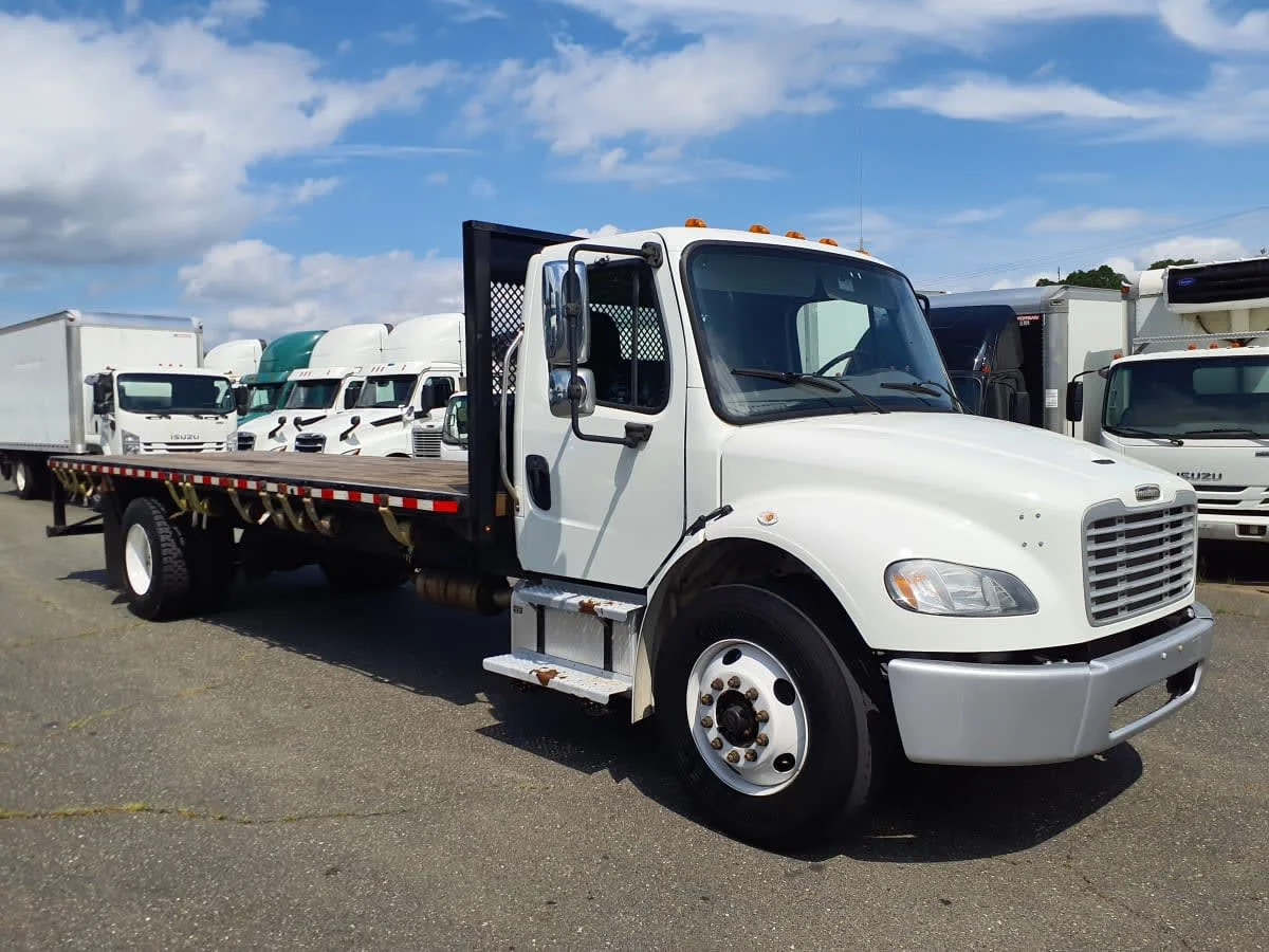 2020 Freightliner M2 106 in Springfield, MA — photo 3