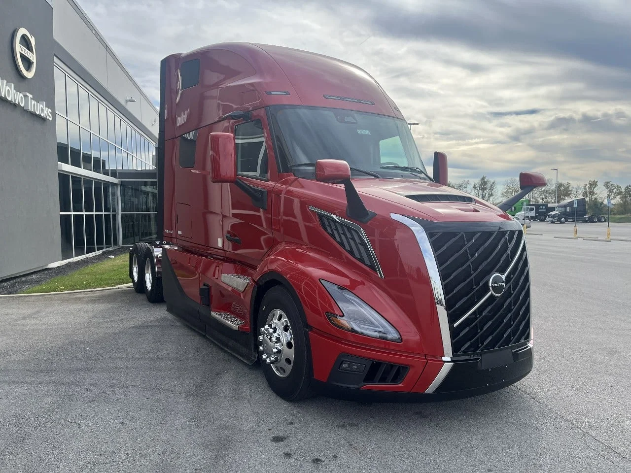 2026 Volvo VNL 860 in Pendleton, IN — photo 3
