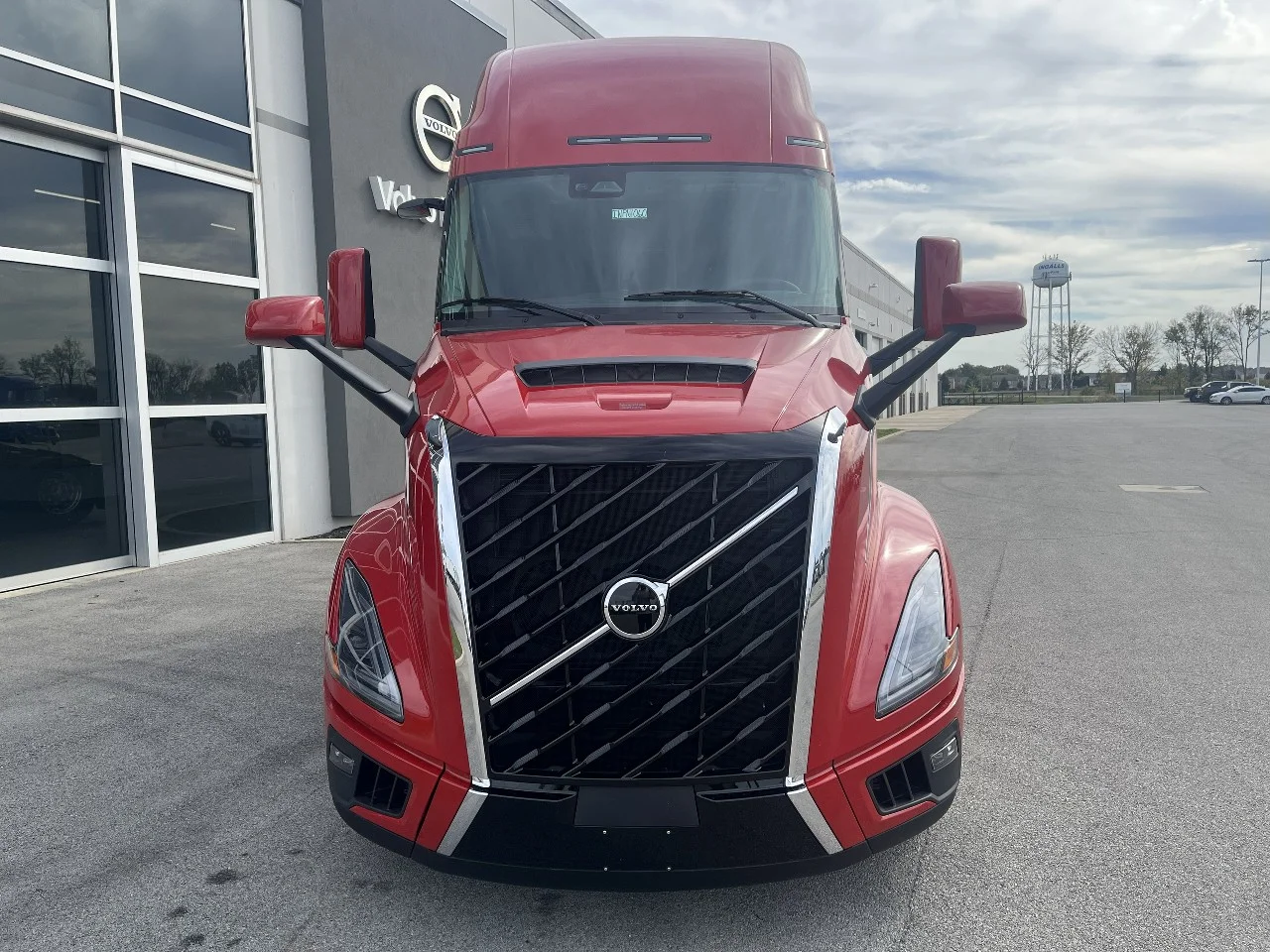 2026 Volvo VNL 860 in Pendleton, IN — photo 2