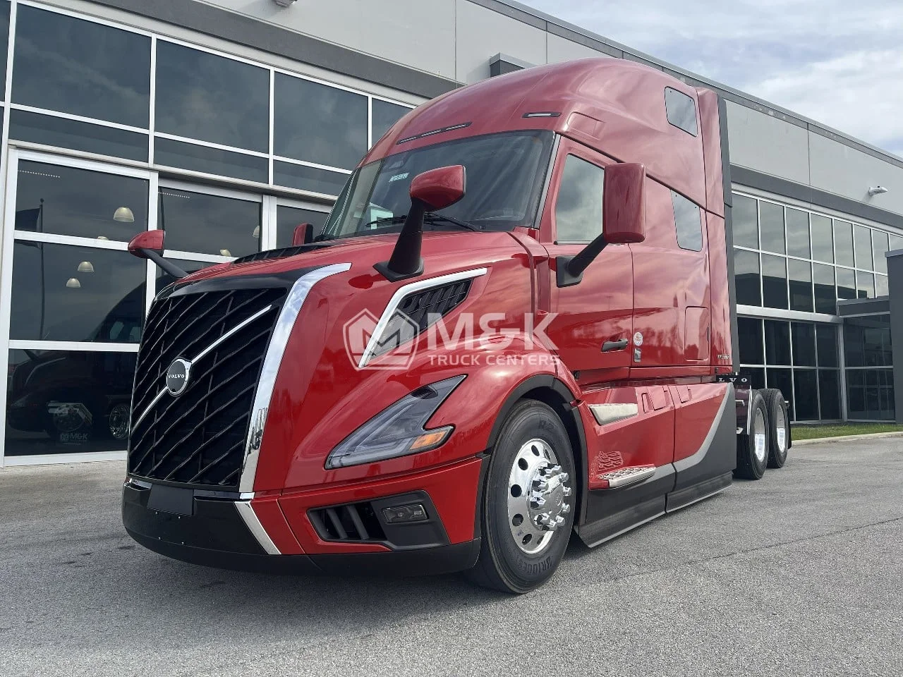 2026 Volvo VNL 860 in Pendleton, IN