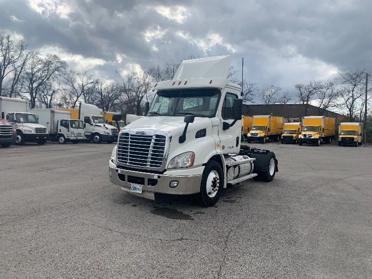 2019 Freightliner Cascadia in Nashville, TN — photo 3