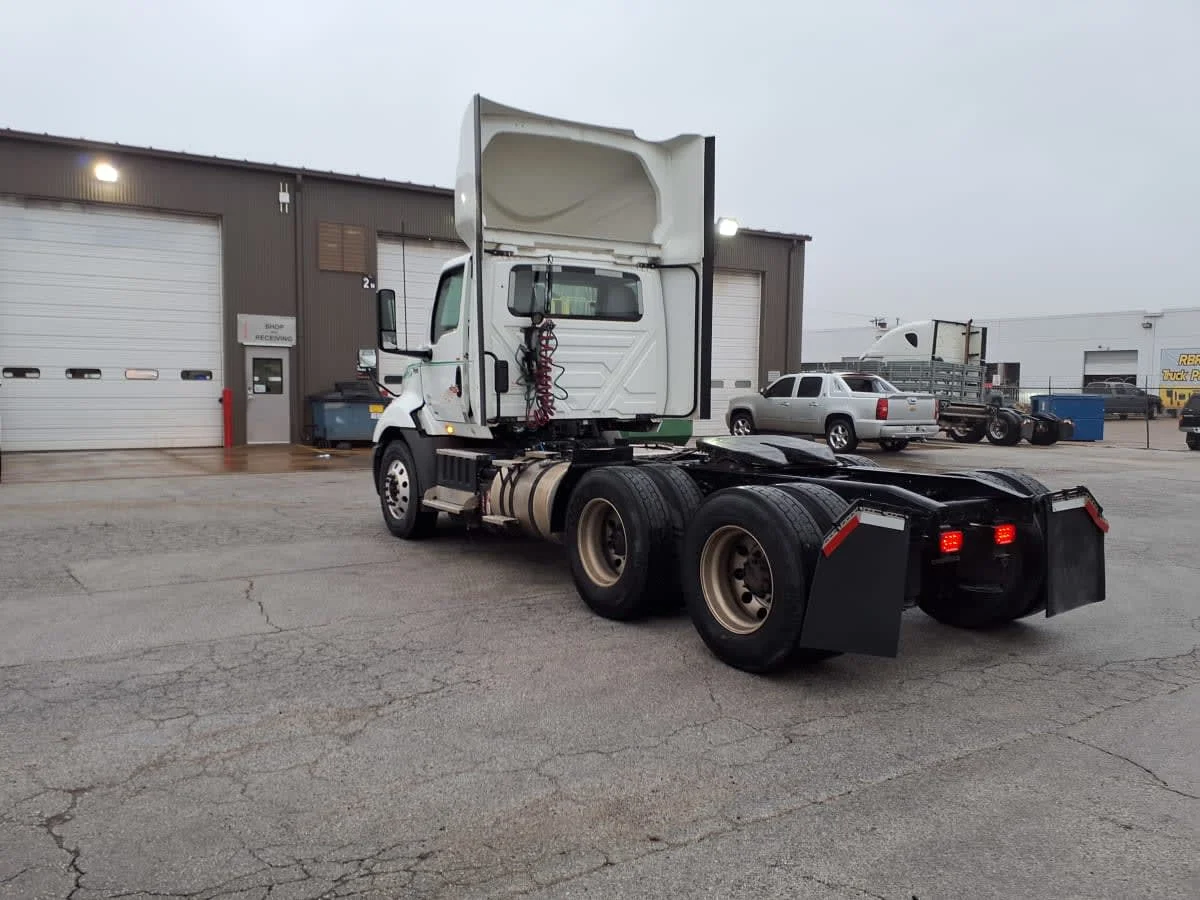 2020 International RH - image 6