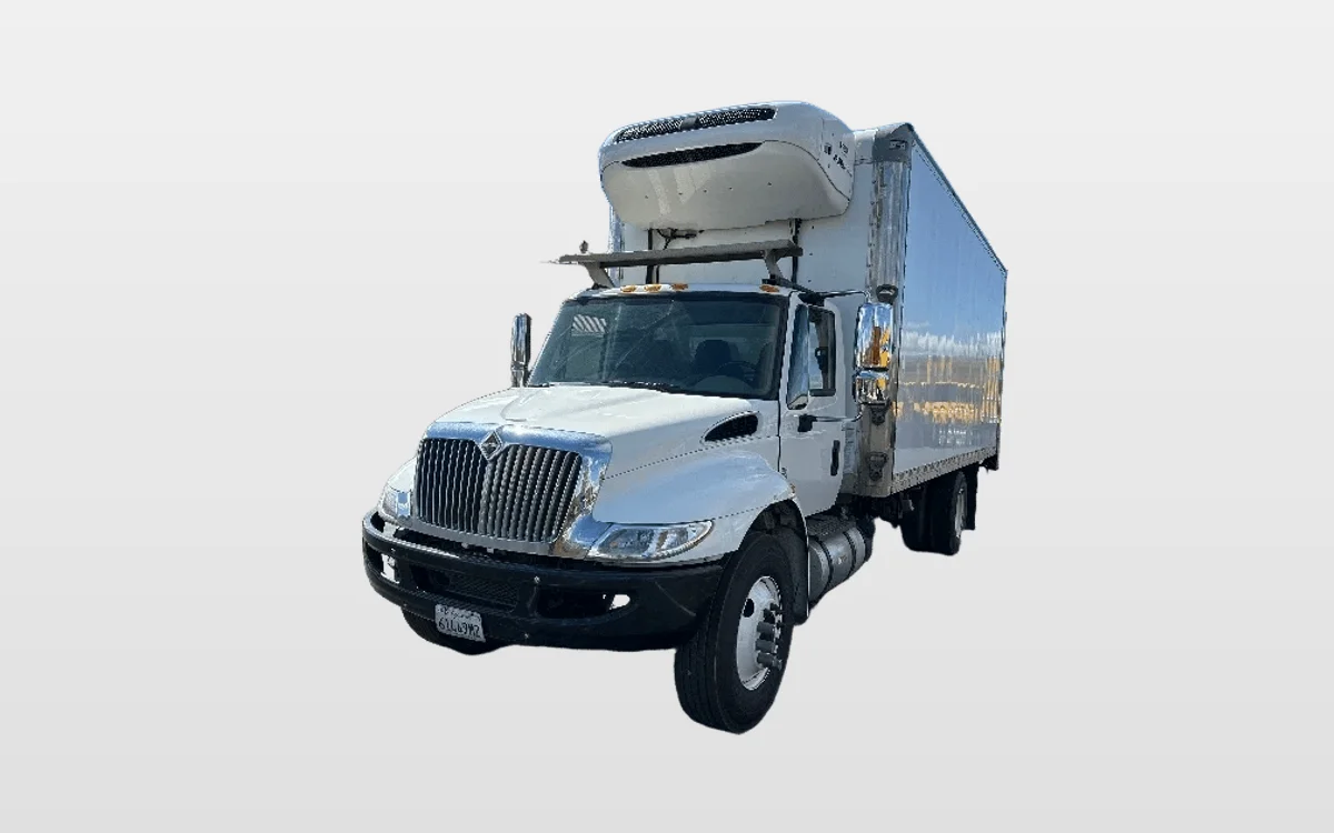 2019 International 4300 - image 1