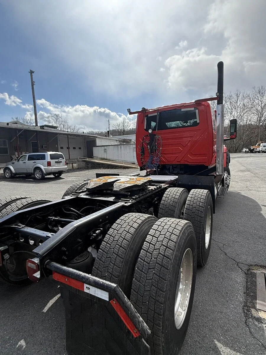 2020 International HV in Lewistown, PA — photo 5