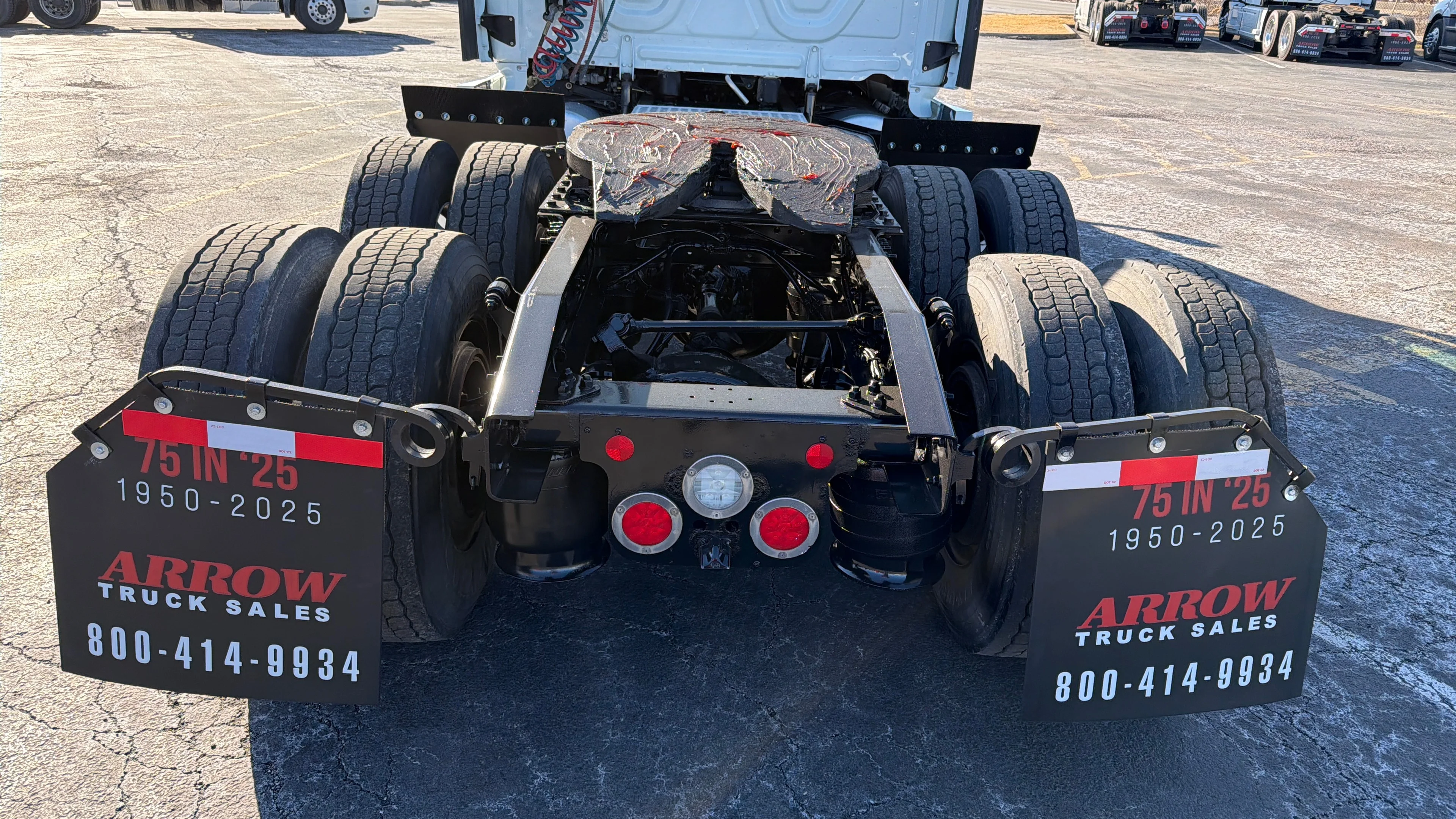 2023 Freightliner Cascadia - image 48