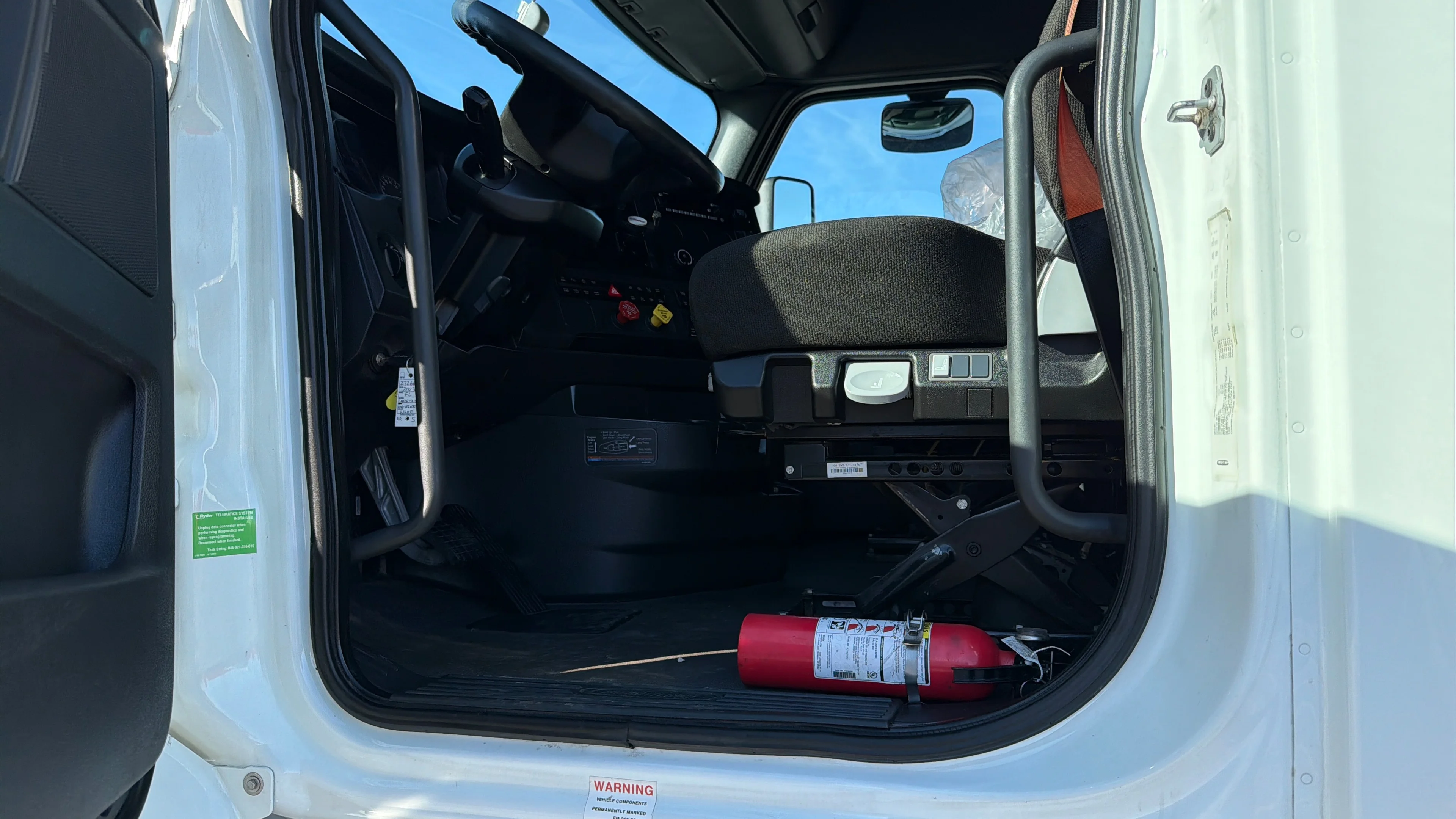 2023 Freightliner Cascadia - image 39