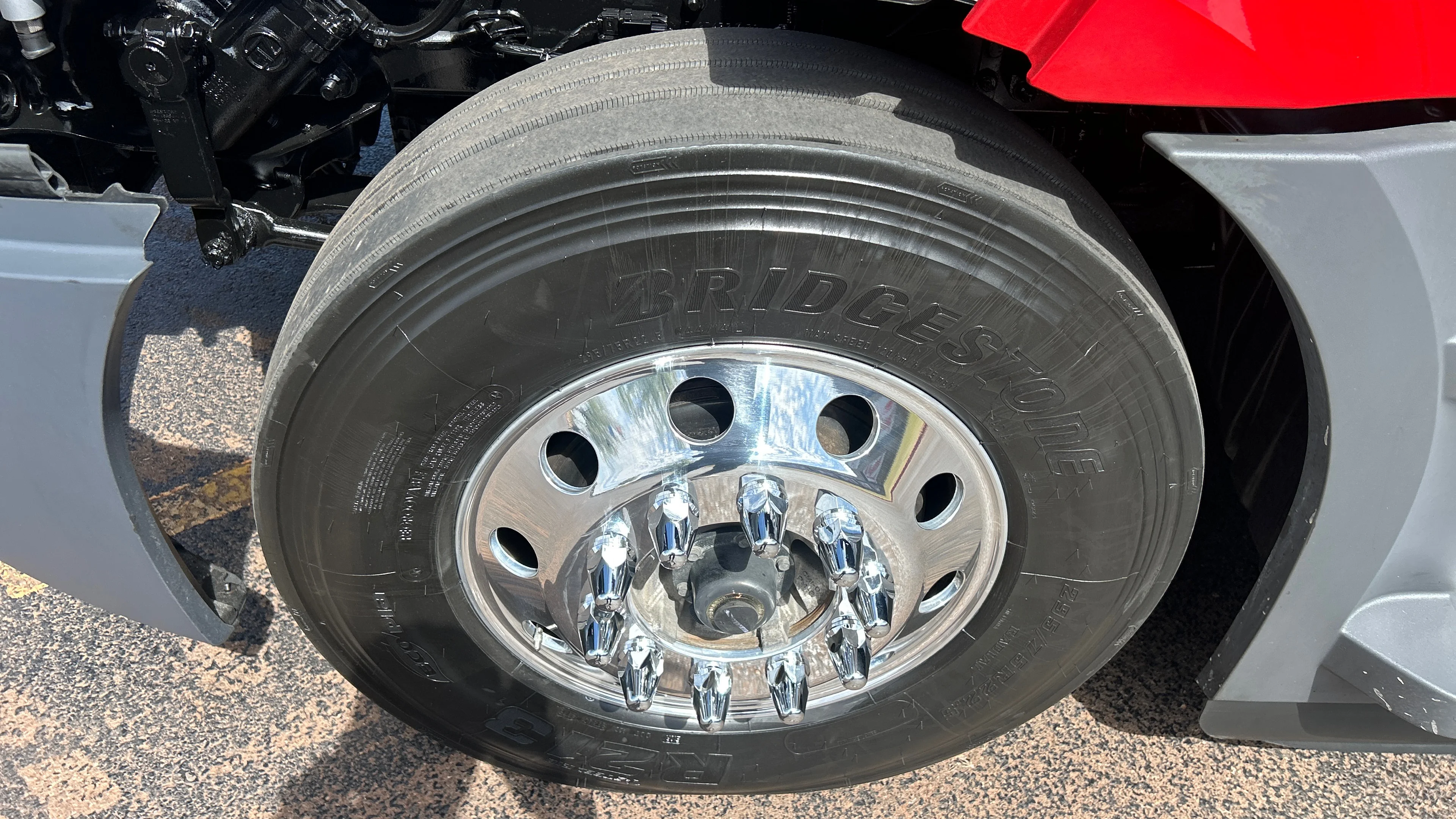 2023 Freightliner Cascadia - image 11