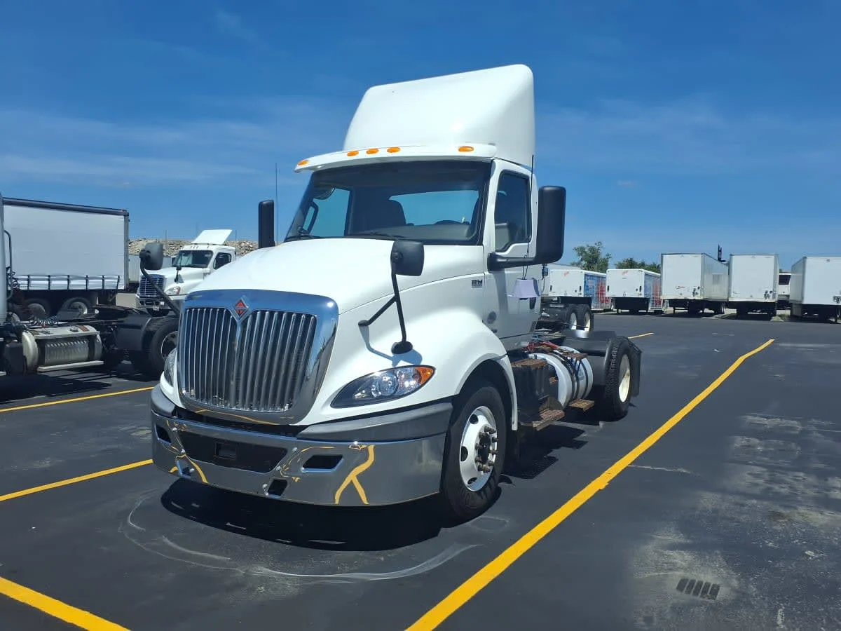 2019 International RH - image 3