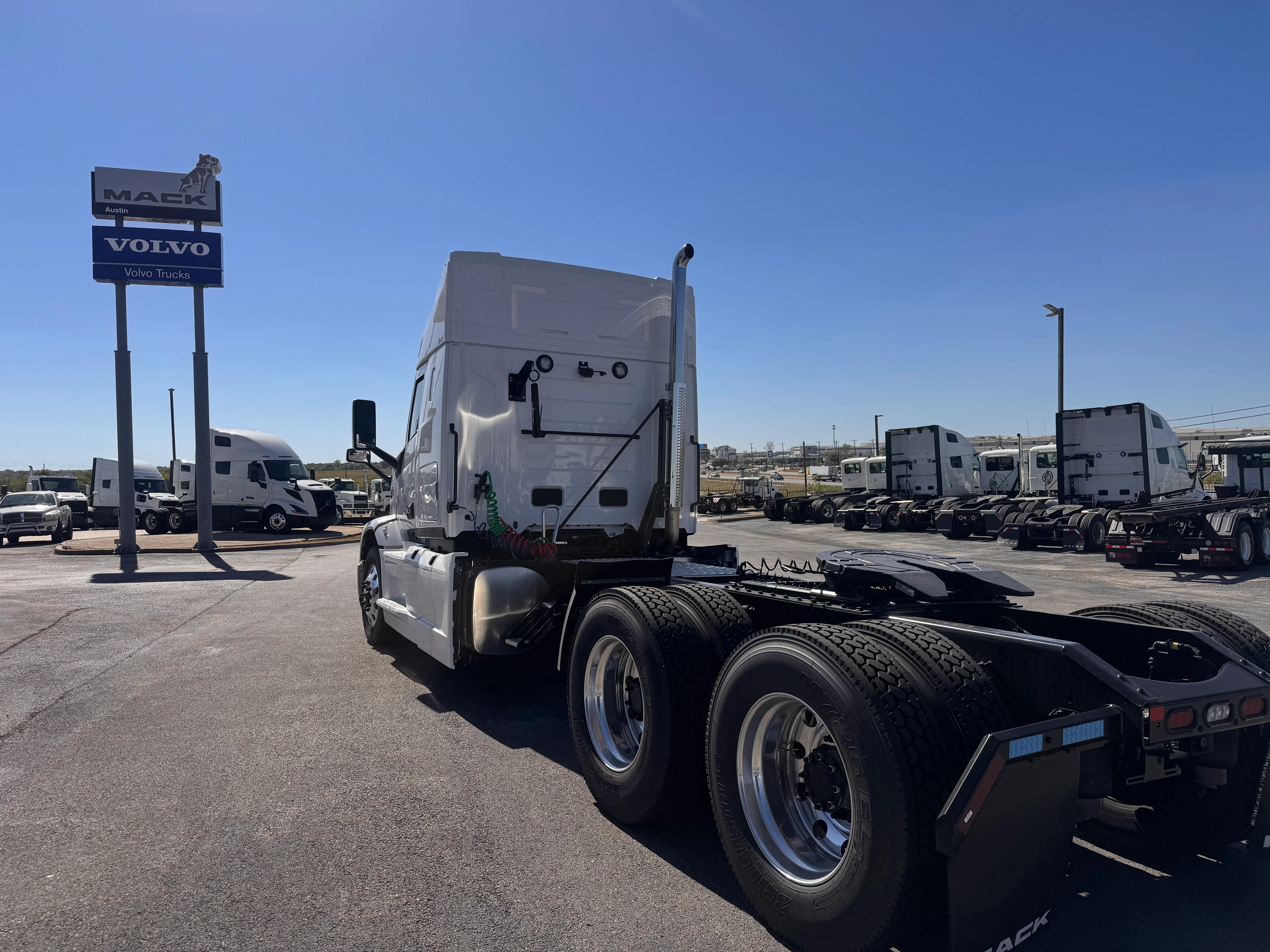 2026 Mack Pioneer in Austin, TX — photo 4